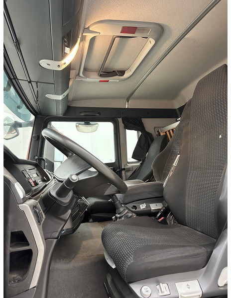 Camión caja cerrada MAN TGS 18.360: foto 10 Camión caja cerrada MAN TGS 18.360: foto 10