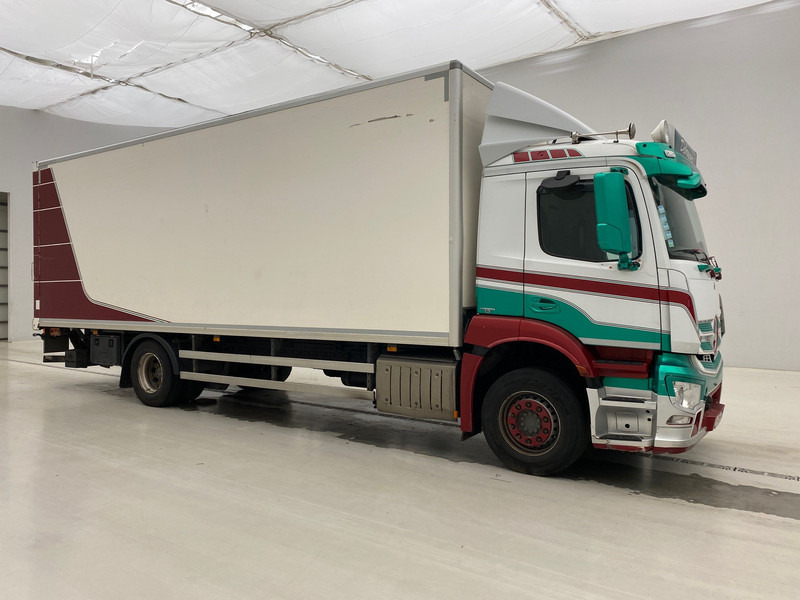 Mercedes-Benz Antos 1832 - Camión caja cerrada: foto 3 Mercedes-Benz Antos 1832 - Camión caja cerrada: foto 3
