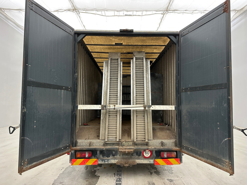 Camión caja cerrada Mercedes-Benz Atego 1018: foto 7