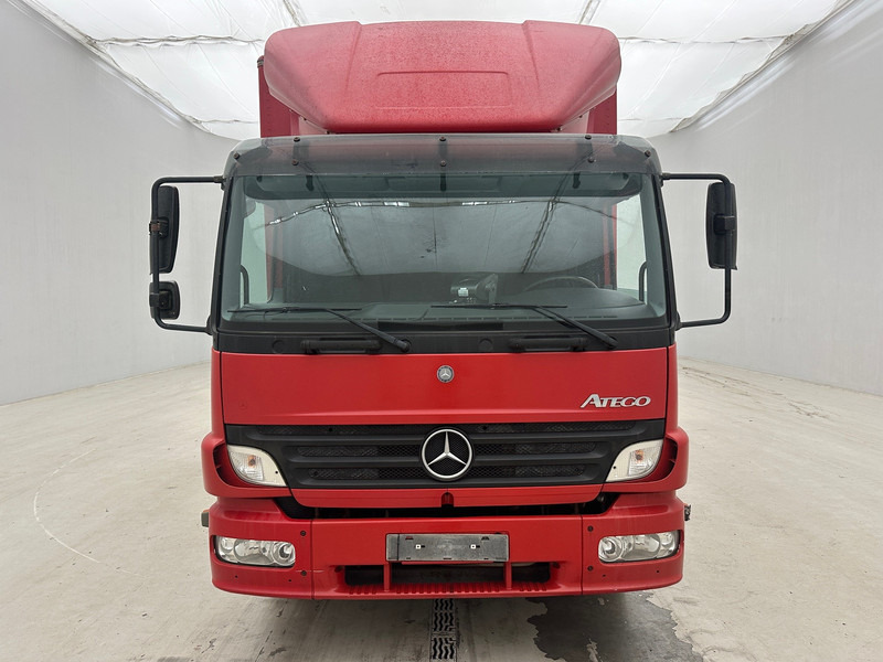 Mercedes-Benz Atego 1223 - Camión caja cerrada: foto 2 Mercedes-Benz Atego 1223 - Camión caja cerrada: foto 2