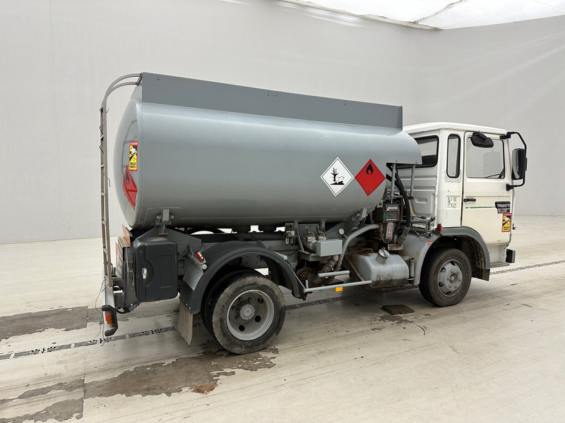 Renault Midliner S120* - Camión cisterna: foto 4 Renault Midliner S120* - Camión cisterna: foto 4