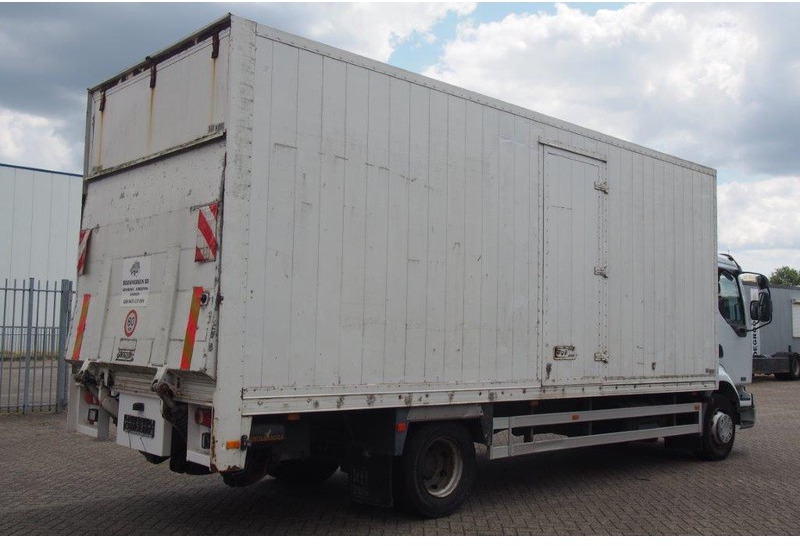 Renault Midlum 220 DCi - Camión caja cerrada: foto 4 Renault Midlum 220 DCi - Camión caja cerrada: foto 4