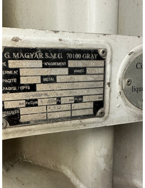 Renault Midlum 240 DXi - Camión cisterna: foto 5 Renault Midlum 240 DXi - Camión cisterna: foto 5