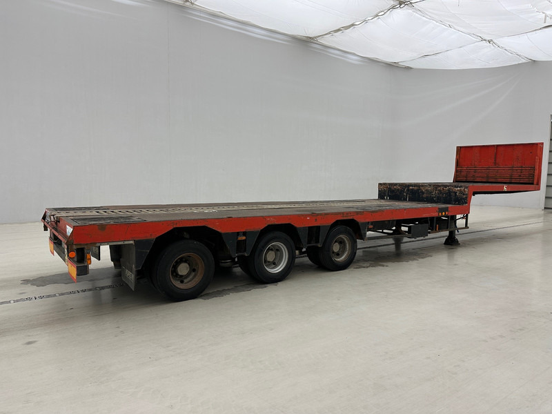 Verem Low bed trailer - Semirremolque góndola rebajadas: foto 4 Verem Low bed trailer - Semirremolque góndola rebajadas: foto 4