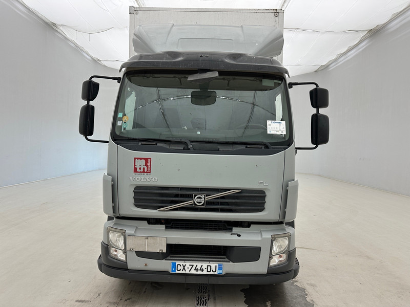 Volvo FL 290 - Camión caja cerrada: foto 2 Volvo FL 290 - Camión caja cerrada: foto 2