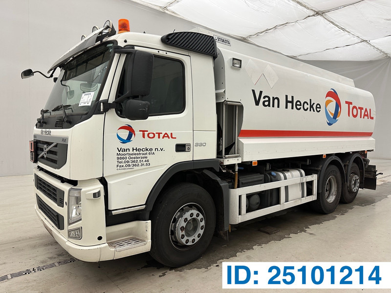 Volvo FM 300 - 6x2 - Camión cisterna: foto 1 Volvo FM 300 - 6x2 - Camión cisterna: foto 1