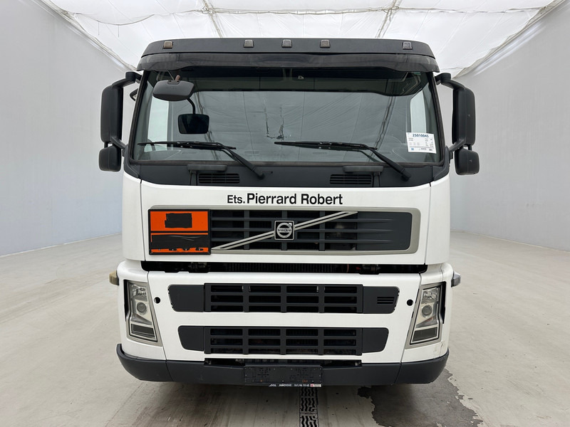 Volvo FM400 - Camión cisterna: foto 2 Volvo FM400 - Camión cisterna: foto 2