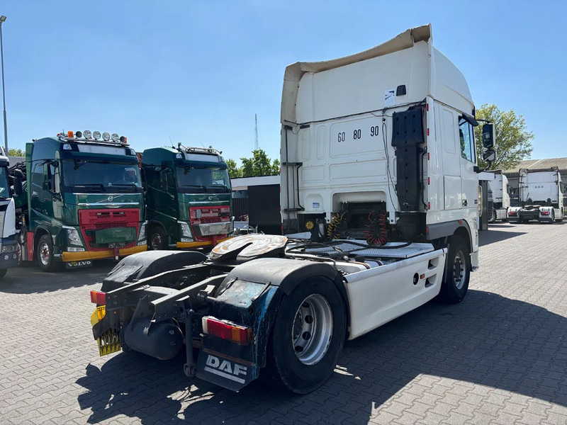 DAF XF 105.510 Super spacecab Euro 5 Retarder - Cabeza tractora: foto 4 DAF XF 105.510 Super spacecab Euro 5 Retarder - Cabeza tractora: foto 4