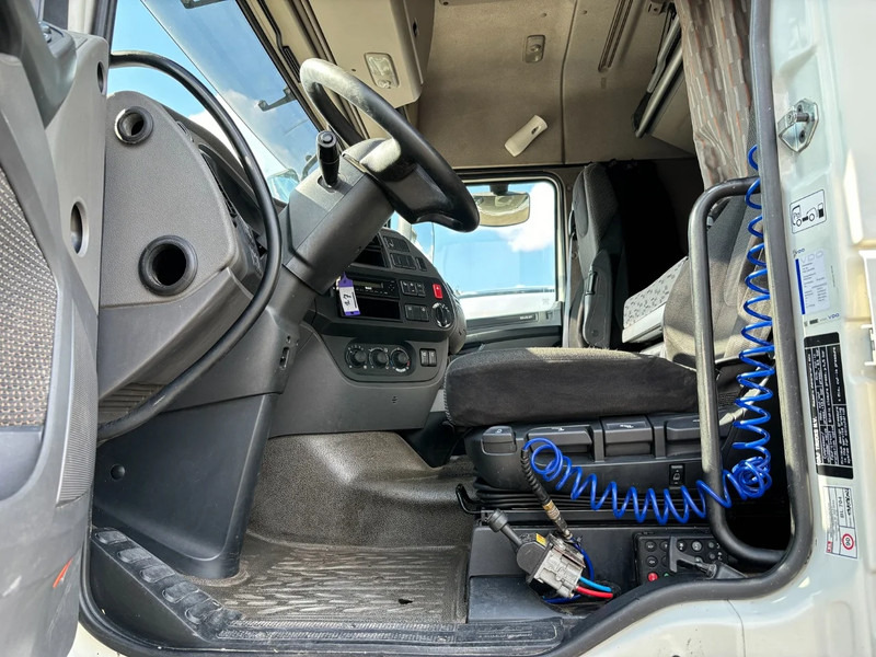 DAF XF 460 Spacecab Euro 6 - Cabeza tractora: foto 5 DAF XF 460 Spacecab Euro 6 - Cabeza tractora: foto 5