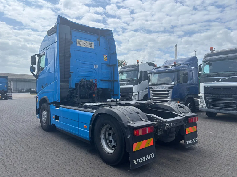 Volvo FH 460 Globetrotter Euro 6 - Cabeza tractora: foto 4 Volvo FH 460 Globetrotter Euro 6 - Cabeza tractora: foto 4