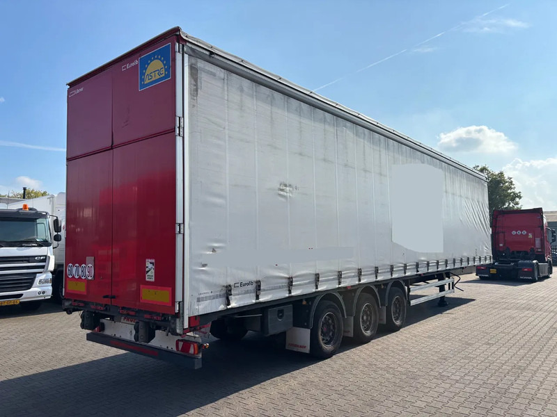 Fruehauf 3 Axles SAF Axles Mega - Semirremolque caja cerrada: foto 4 Fruehauf 3 Axles SAF Axles Mega - Semirremolque caja cerrada: foto 4