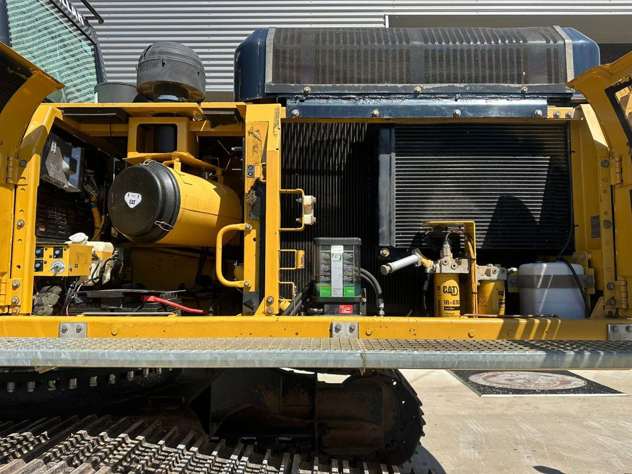 Leasing de  CAT 330D L CRAWLER EXCAVATOR CAT 330D L CRAWLER EXCAVATOR: foto 12
