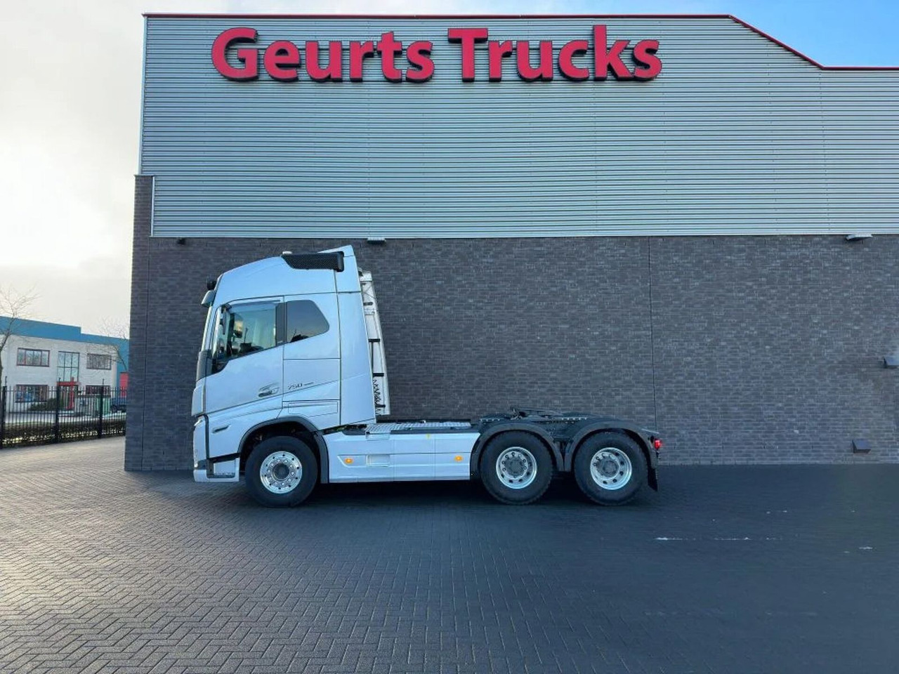 Volvo FH 16.750 6X4 TREKKER/TRACTOR/SZM EURO 6 HYDRAUL - Cabeza tractora: foto 1 Volvo FH 16.750 6X4 TREKKER/TRACTOR/SZM EURO 6 HYDRAUL - Cabeza tractora: foto 1