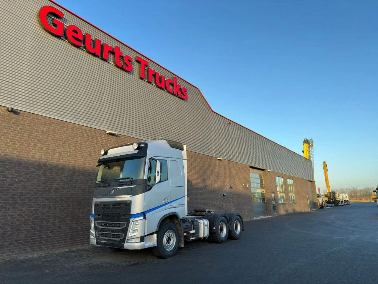 Volvo FH 460 6X4 TREKKER/TRACTOR/SZM EURO 6 HYDRAULIC - Cabeza tractora: foto 2 Volvo FH 460 6X4 TREKKER/TRACTOR/SZM EURO 6 HYDRAULIC - Cabeza tractora: foto 2