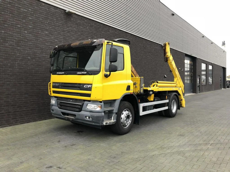 DAF CF 360 4X2 PORTAALARMSYTEEM - Camión con equipo de cable: foto 2 DAF CF 360 4X2 PORTAALARMSYTEEM - Camión con equipo de cable: foto 2