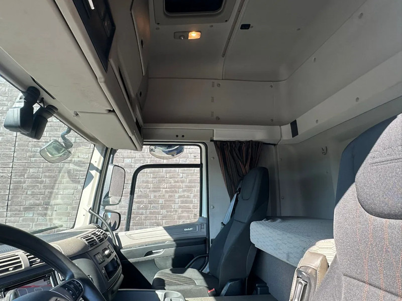 Camión portavehículos DAF CF 410 6X2 M4SN3 OPRIJWAGEN / MACHINE TRANSPORTER / PLATEAU: foto 14