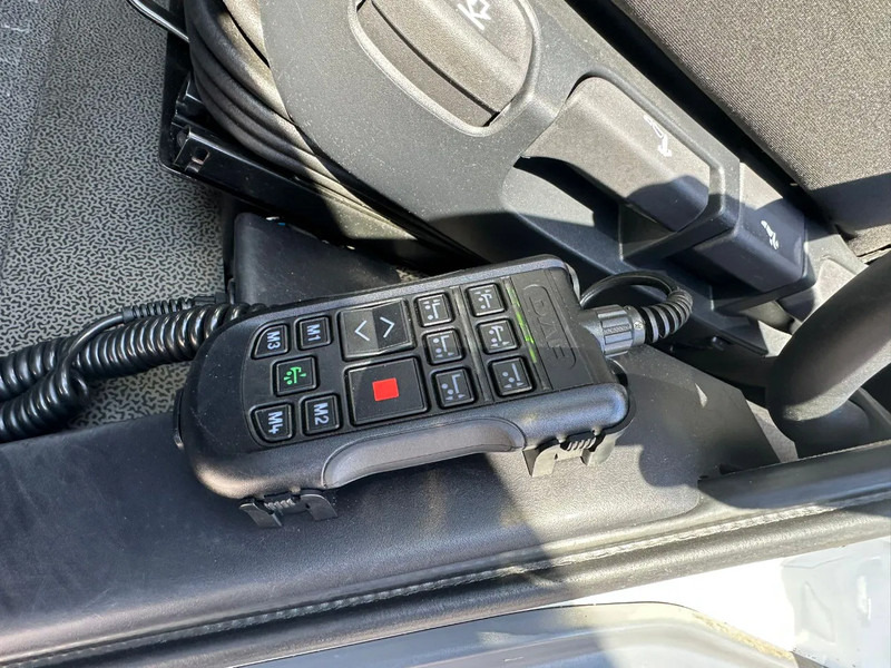 Camión portavehículos DAF CF 410 6X2 M4SN3 OPRIJWAGEN / MACHINE TRANSPORTER / PLATEAU: foto 18