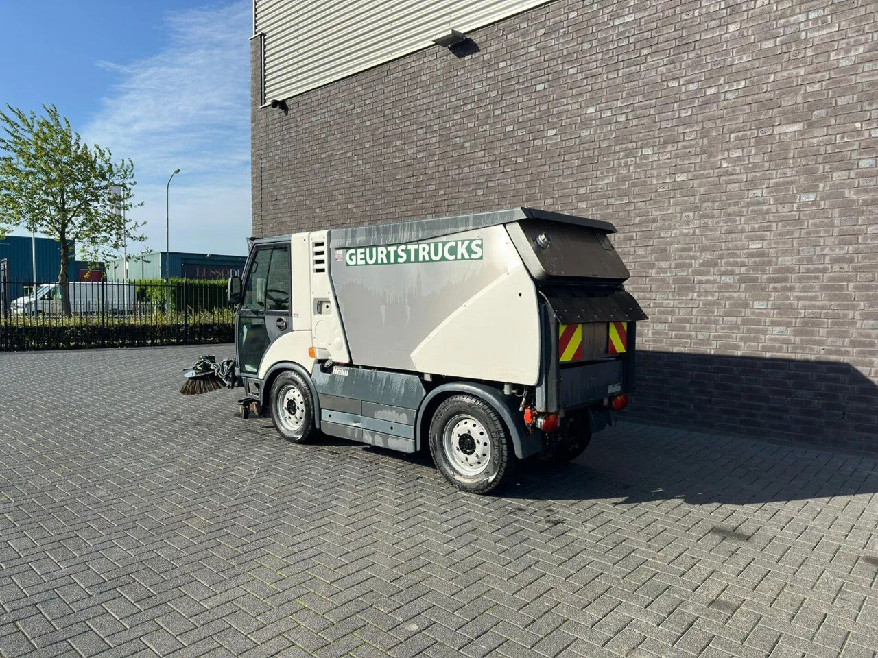 Hako CITYMASTER 2200 SWEEPING TRUCK/ KEHRMASCHINE/VEE - Barredora vial: foto 5 Hako CITYMASTER 2200 SWEEPING TRUCK/ KEHRMASCHINE/VEE - Barredora vial: foto 5