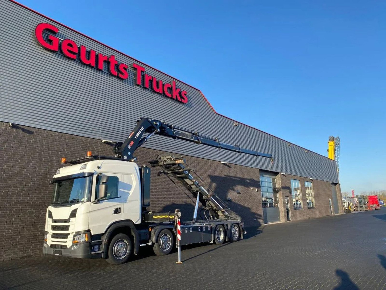 Scania G500 NGS 8X2 MET 3 ZIJDIGE KABELSYSTEEM + HIAB 3 - Camión multibasculante, Camión grúa: foto 2 Scania G500 NGS 8X2 MET 3 ZIJDIGE KABELSYSTEEM + HIAB 3 - Camión multibasculante, Camión grúa: foto 2