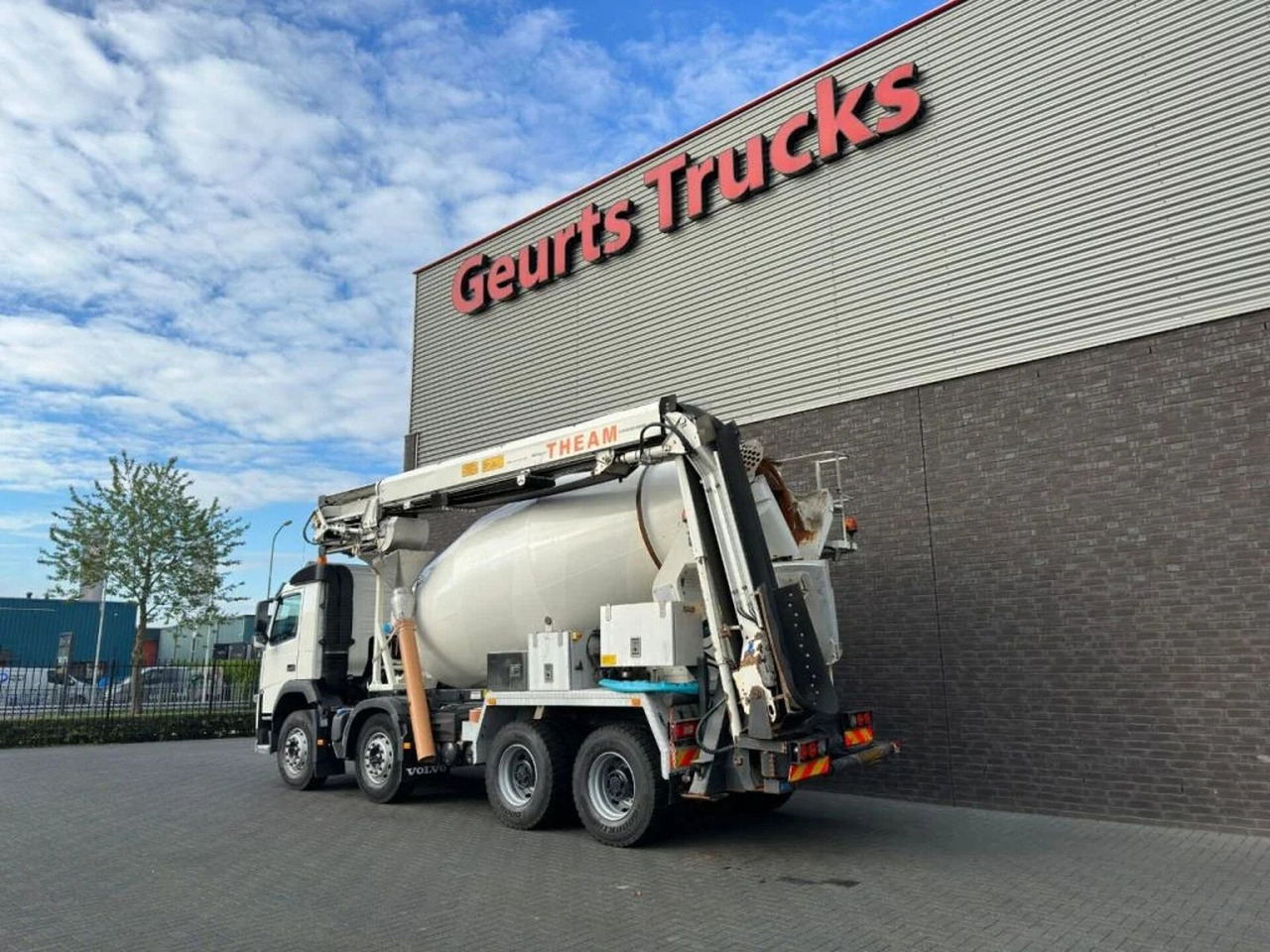 Volvo FM 410 8X4 + STETTER 9 M3 MIXER/MISCHER + THEAM - Camión hormigonera: foto 3 Volvo FM 410 8X4 + STETTER 9 M3 MIXER/MISCHER + THEAM - Camión hormigonera: foto 3