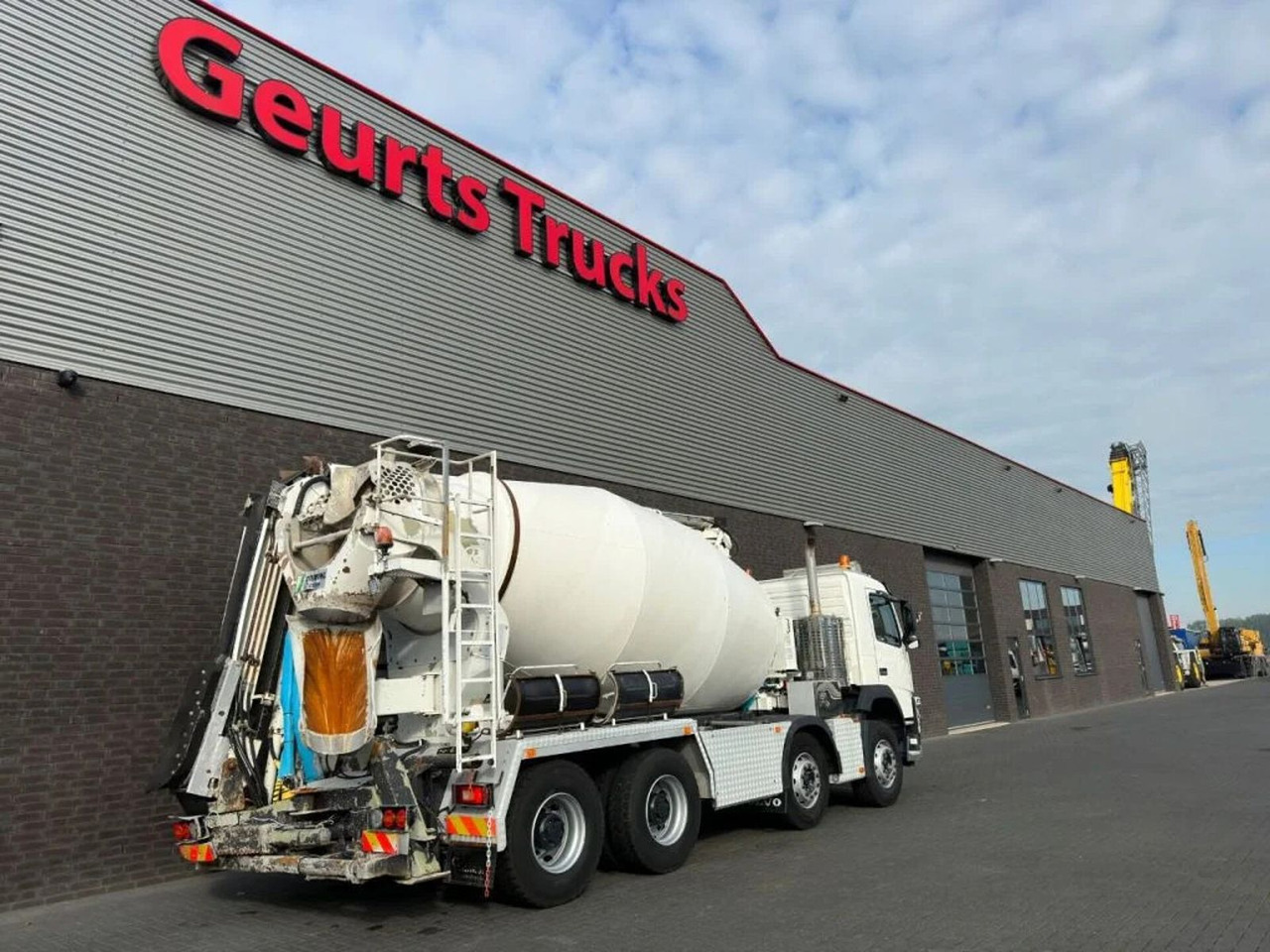 Volvo FM 410 8X4 + STETTER 9 M3 MIXER/MISCHER + THEAM - Camión hormigonera: foto 5 Volvo FM 410 8X4 + STETTER 9 M3 MIXER/MISCHER + THEAM - Camión hormigonera: foto 5
