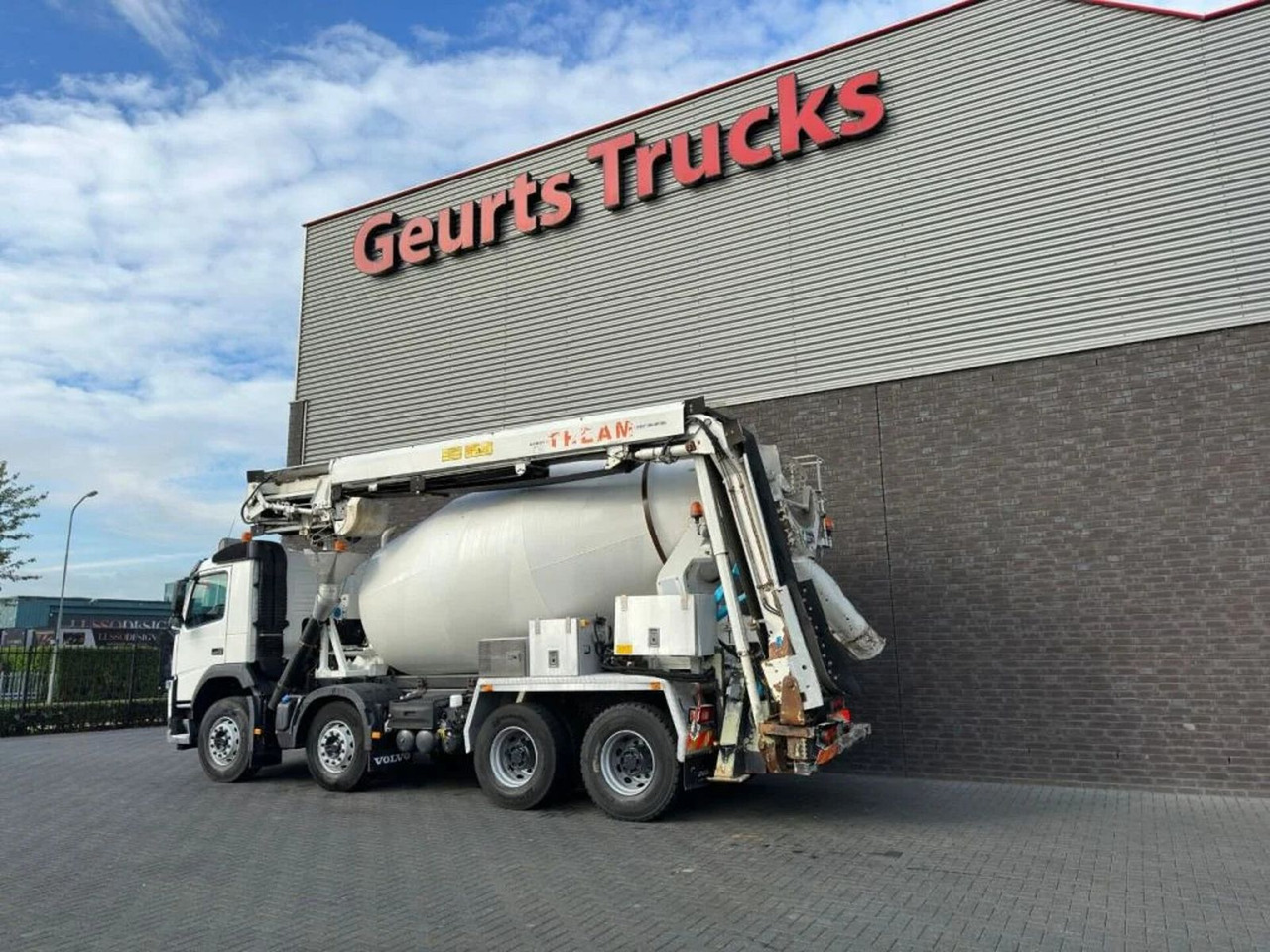 Volvo FM 410 8X4 + STETTER 9 M3 MIXER/MISCHER + THEAM - Camión hormigonera: foto 3 Volvo FM 410 8X4 + STETTER 9 M3 MIXER/MISCHER + THEAM - Camión hormigonera: foto 3