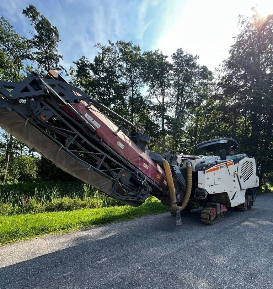 WIRTGEN W 100CFi - Construcción de carreteras: foto 2 WIRTGEN W 100CFi - Construcción de carreteras: foto 2