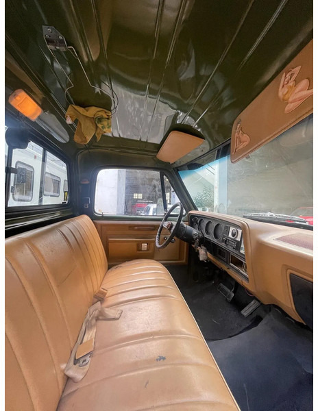 Pick-up Dodge Ram 150 Custom V8 Benzine: foto 6 Pick-up Dodge Ram 150 Custom V8 Benzine: foto 6