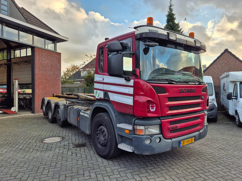 Scania P 420 8x2. manuel gearbox. - Camión con equipo de cable: foto 1 Scania P 420 8x2. manuel gearbox. - Camión con equipo de cable: foto 1
