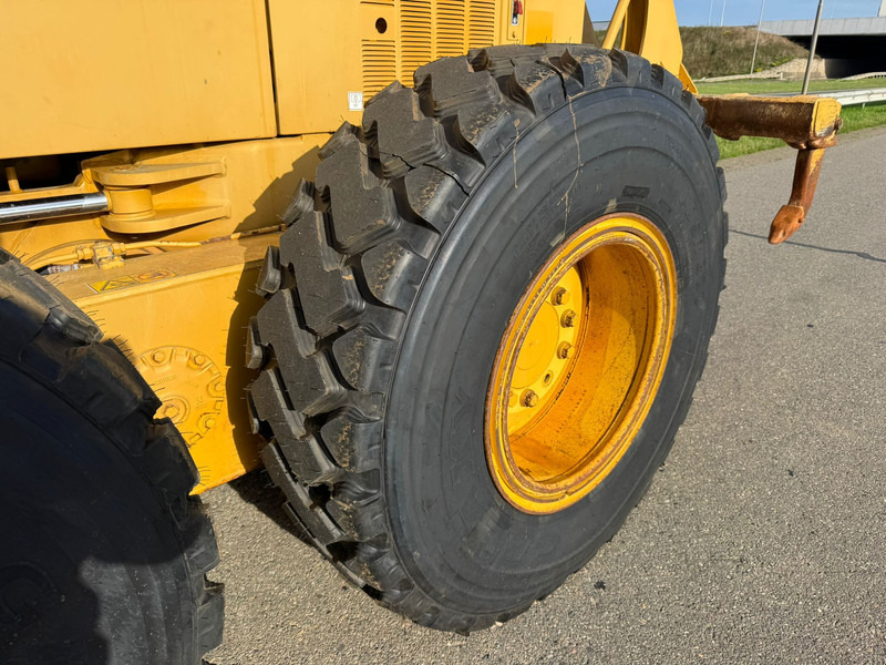 Grader Caterpillar 140K: foto 12