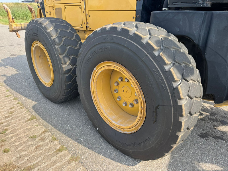 Grader Caterpillar 140M3: foto 17
