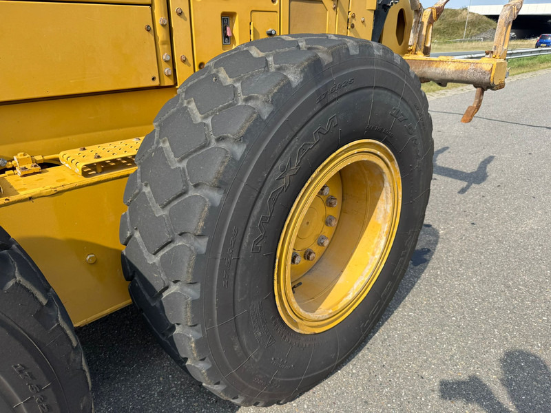 Grader Caterpillar 140M3: foto 10