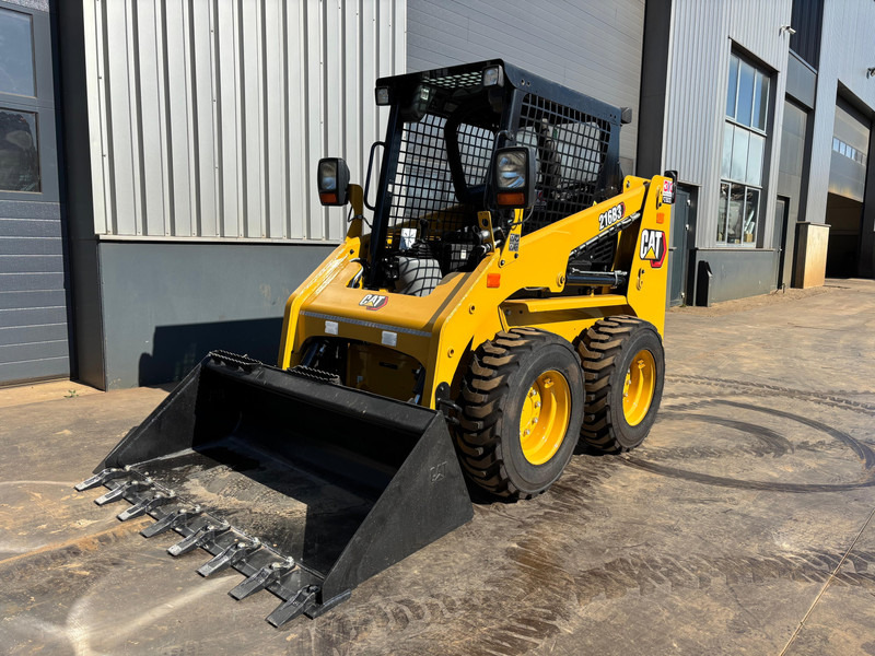 Caterpillar 216B3 - Cargadora: foto 1 Caterpillar 216B3 - Cargadora: foto 1