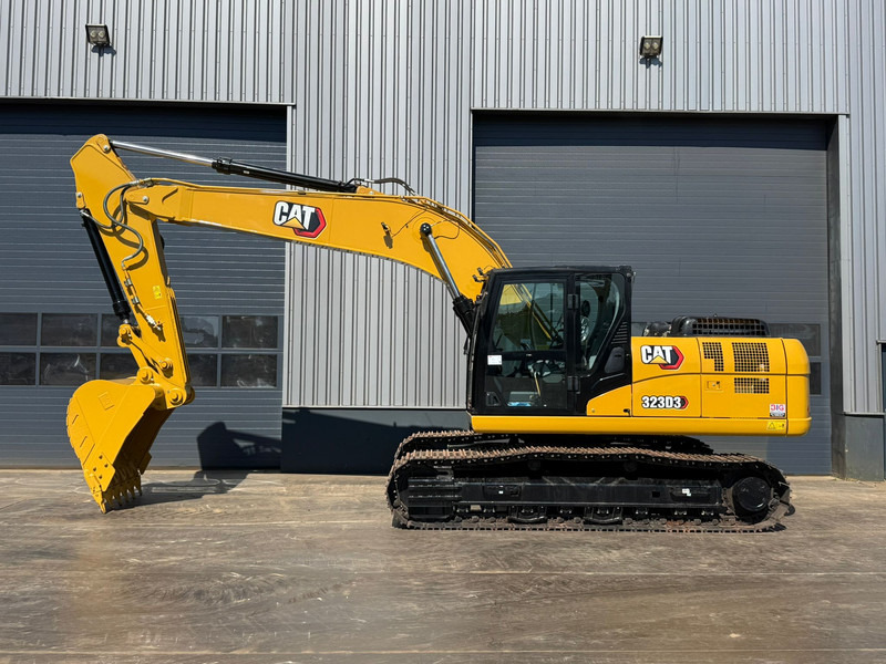 Caterpillar 323D3 - Excavadora de cadenas: foto 1 Caterpillar 323D3 - Excavadora de cadenas: foto 1