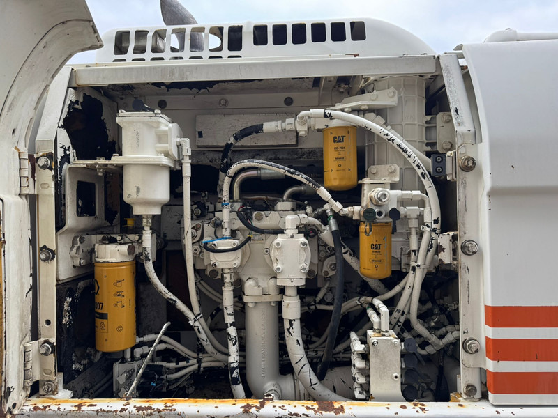Excavadora de cadenas Caterpillar 324DLN: foto 14
