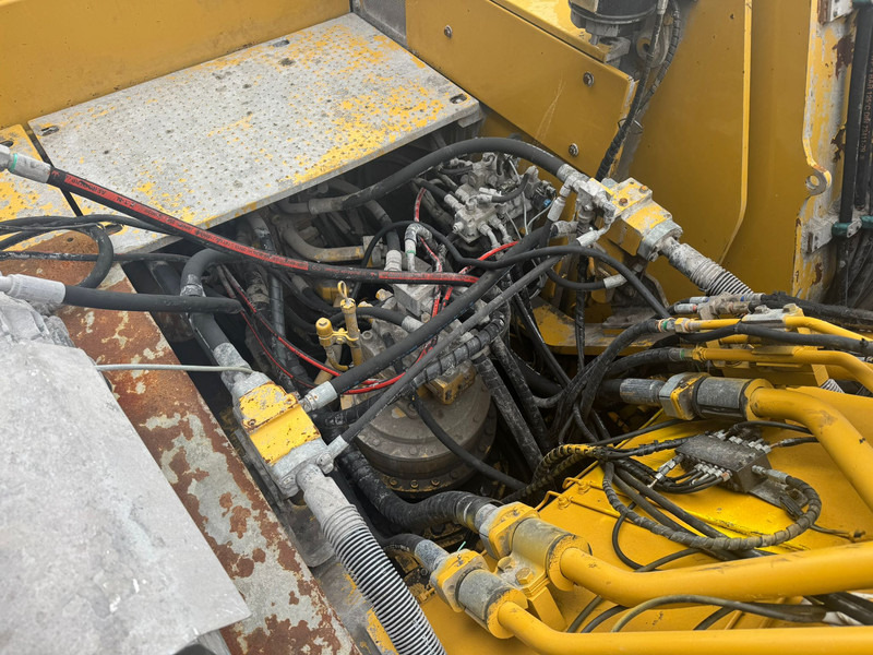 Excavadora de cadenas Caterpillar 336FL Tracked material handler: foto 17