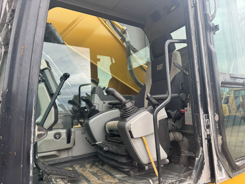Excavadora de cadenas Caterpillar 336FL Tracked material handler: foto 11