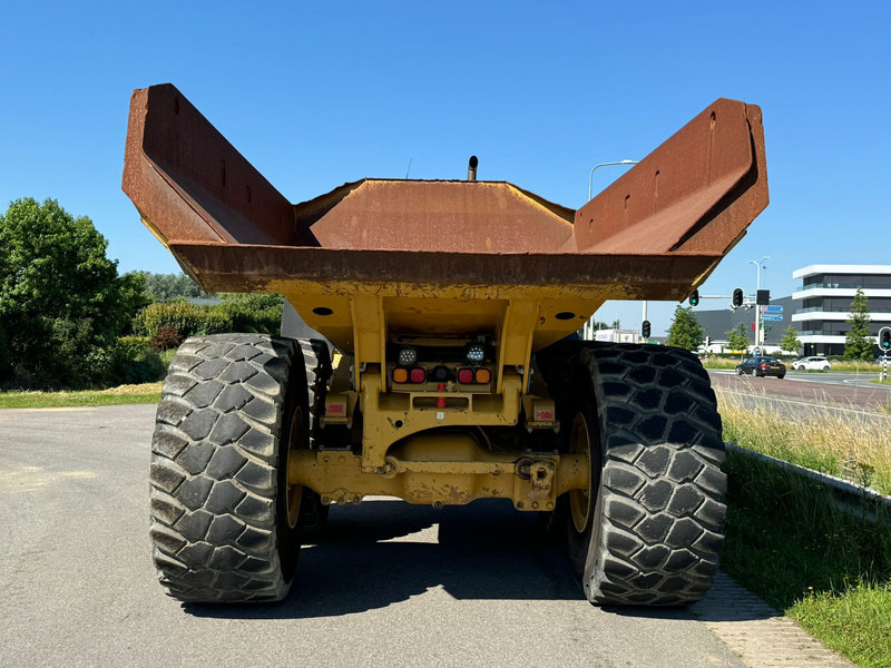 Dúmper articulado Caterpillar 740B: foto 8