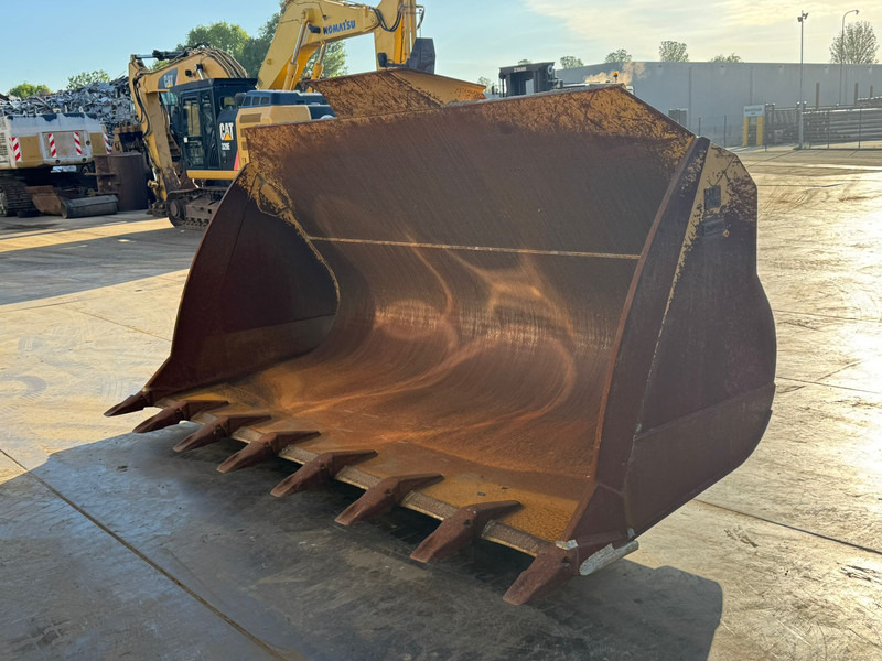 Caterpillar 980M Bucket with teeth, Volvo groot - Cazo: foto 3 Caterpillar 980M Bucket with teeth, Volvo groot - Cazo: foto 3