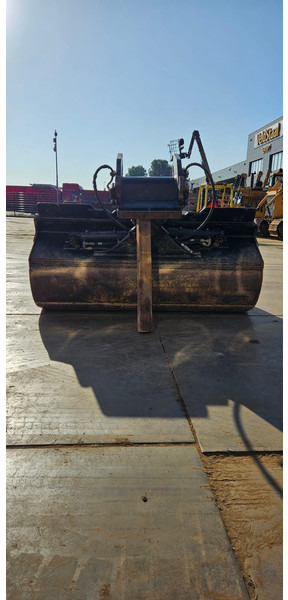 Caterpillar CAT DCT Bucket CW40S Kantelbak - Cazo cargador: foto 4 Caterpillar CAT DCT Bucket CW40S Kantelbak - Cazo cargador: foto 4