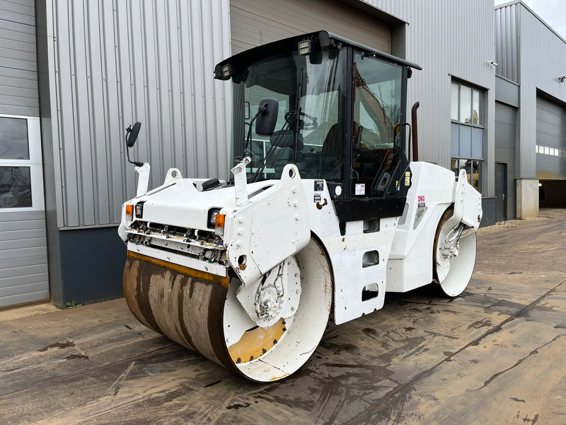 Caterpillar CB534D CE / EPA - Rodillo: foto 3 Caterpillar CB534D CE / EPA - Rodillo: foto 3