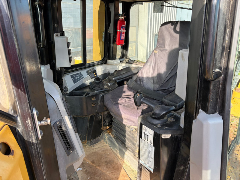 Bulldozer Caterpillar D6T LGP: foto 19 Bulldozer Caterpillar D6T LGP: foto 19