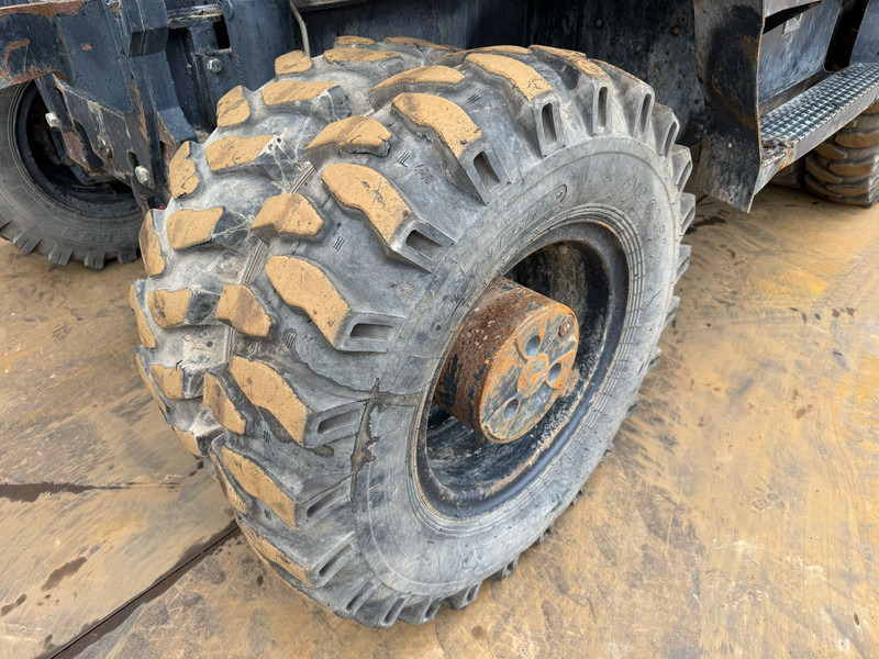 Excavadora de ruedas Caterpillar M315D: foto 10 Excavadora de ruedas Caterpillar M315D: foto 10