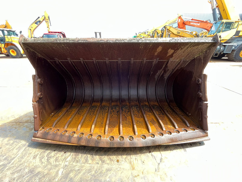 Doosan Bucket DL420-3 4500 l - Cazo: foto 3 Doosan Bucket DL420-3 4500 l - Cazo: foto 3