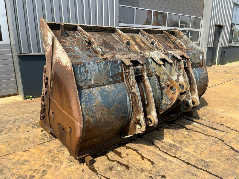 Doosan Bucket DL420-3 4500 l - Cazo: foto 1 Doosan Bucket DL420-3 4500 l - Cazo: foto 1
