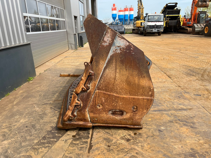 Doosan Bucket DL420-3 4500 l - Cazo: foto 5 Doosan Bucket DL420-3 4500 l - Cazo: foto 5