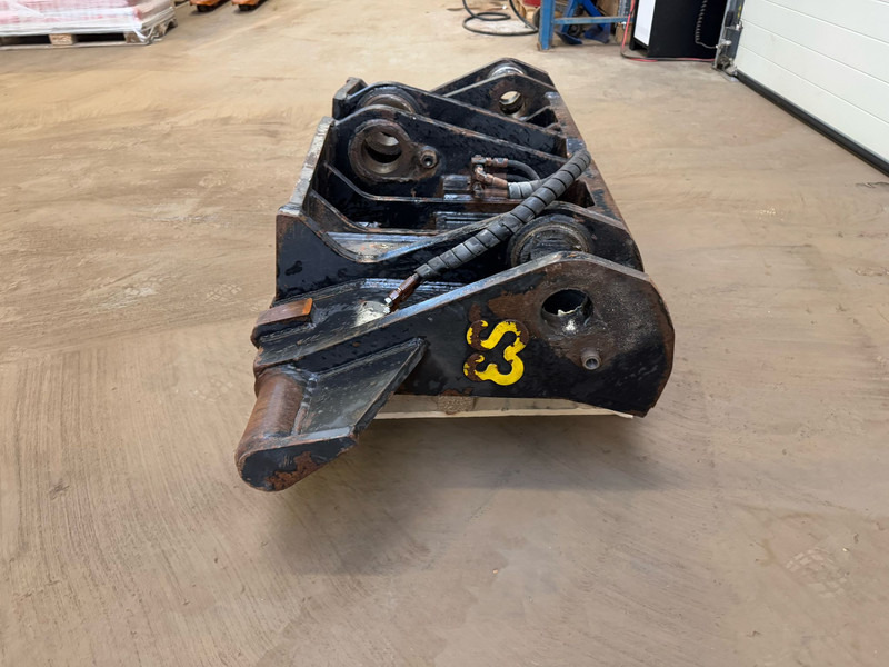 Eurosteel HKO-2016 HHD / DL300-5 - Acoplamiento rápido: foto 4 Eurosteel HKO-2016 HHD / DL300-5 - Acoplamiento rápido: foto 4