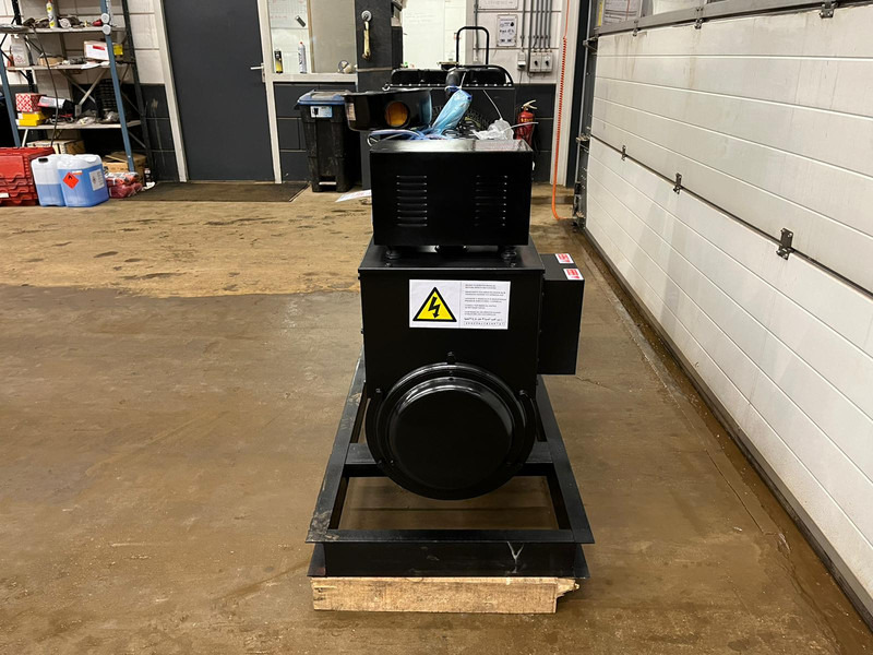 Giga power LT-W30GF 37.5 KVA Open generator - Generador industriale: foto 4 Giga power LT-W30GF 37.5 KVA Open generator - Generador industriale: foto 4