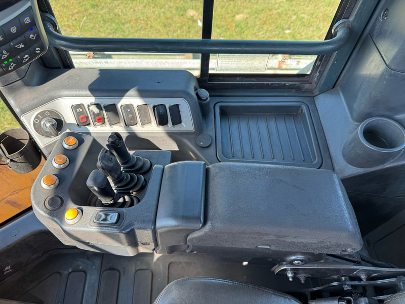 Cargadora de ruedas Hyundai HL970: foto 19