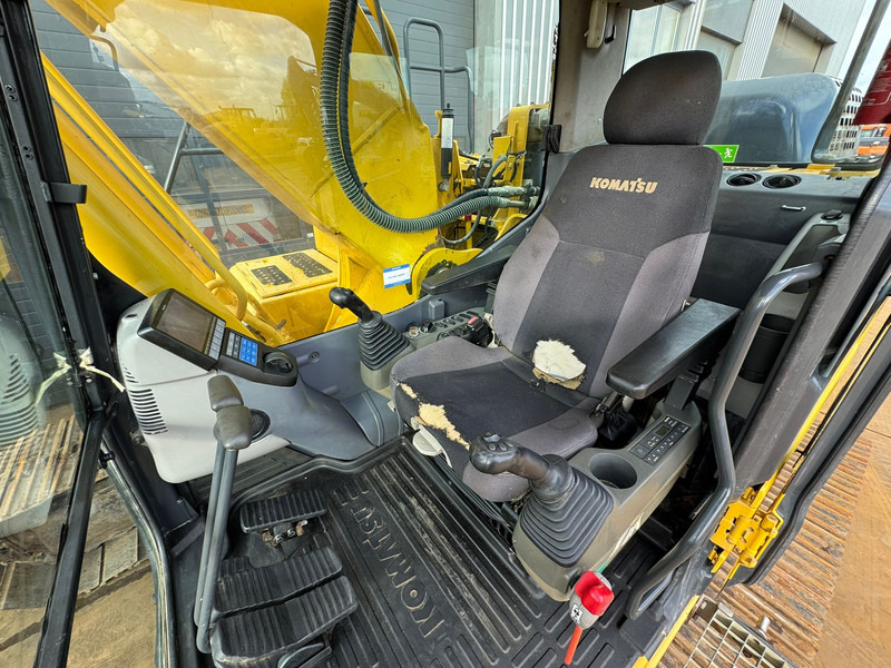 Excavadora de cadenas Komatsu PC240LC-10: foto 20